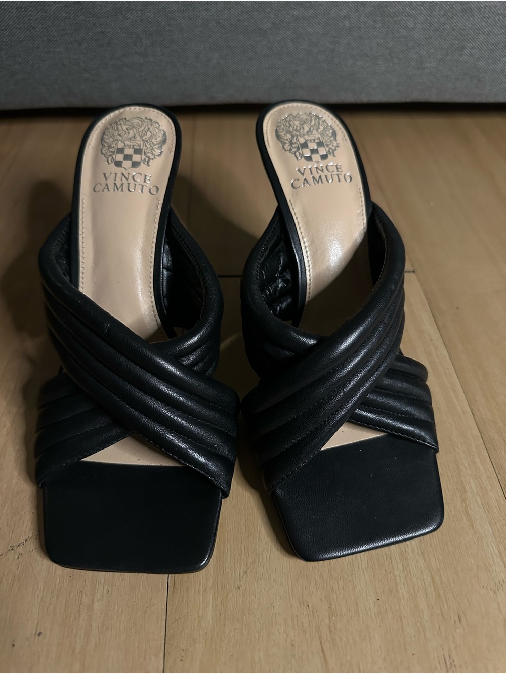 Vince Camuto Y2k Black Heels Shoes Cross Pattern Size 7.5M Alt Grunge Office